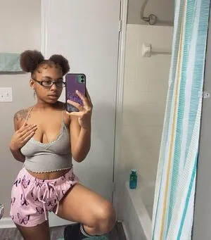 Queen Mya Tinymya OnlyFans Leaked Free Thumbnail Picture - #juDKN9yhsa