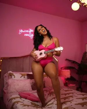 Queen Najia OnlyFans Leaked Free Thumbnail Picture - #23k3BGbFwm
