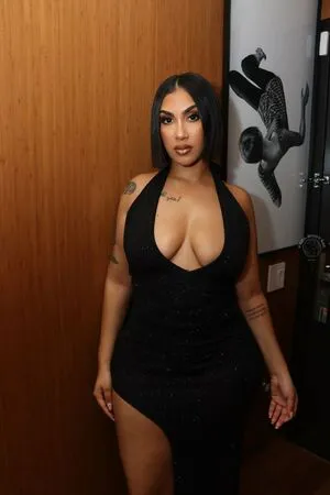 Queen Najia OnlyFans Leaked Free Thumbnail Picture - #6DIlm5IBSz