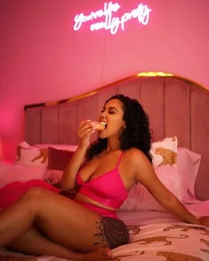 Queen Najia OnlyFans Leaked Free Thumbnail Picture - #m9Snj5AQWF
