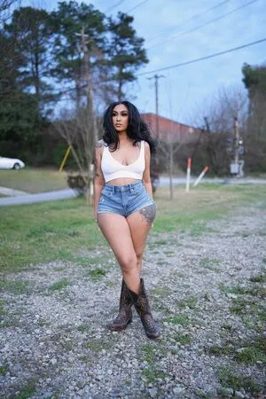 Queen Najia OnlyFans Leaked Free Thumbnail Picture - #nnOfQhxor0