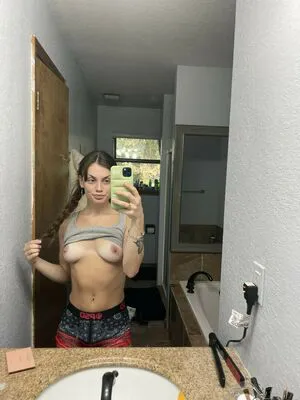 Queen Softness OnlyFans Leaked Free Thumbnail Picture - #i43aR4GK3F