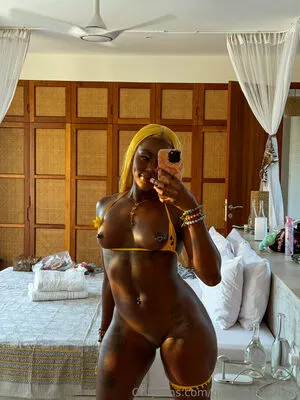 Queen Tahshaar OnlyFans Leaked Free Thumbnail Picture - #3I9HfgZSHy