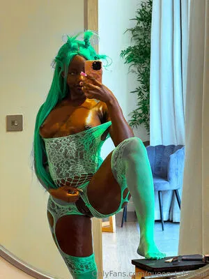 Queen Tahshaar OnlyFans Leaked Free Thumbnail Picture - #b8LbC5SGN6