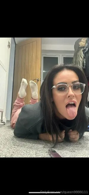 Queen9999111 OnlyFans Leaked Free Thumbnail Picture - #OzR7bi7CVK