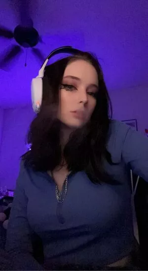 Queen_etimy OnlyFans Leaked Free Thumbnail Picture - #K4IBHkXcE1