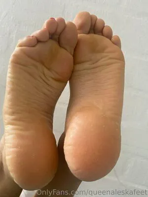 Queenaleskafeet OnlyFans Leaked Free Thumbnail Picture - #lTS28IVG8V