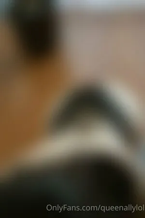 Queenallylol OnlyFans Leaked Free Thumbnail Picture - #E5zYndnFJ5