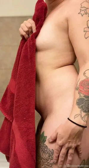 Queenaniewettfree OnlyFans Leaked Free Thumbnail Picture - #i9eEz5F1eM