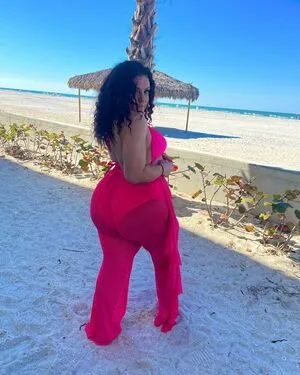 Queenb0414 OnlyFans Leaked Free Thumbnail Picture - #8QgM0F9QSr