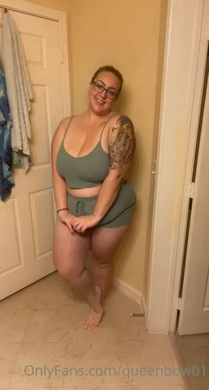 Queenbbw01 OnlyFans Leaked Free Thumbnail Picture - #ifO4gNE0bo