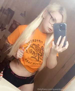 Queenbeeautiful2021 OnlyFans Leaked Free Thumbnail Picture - #Q9pRF3n4D7