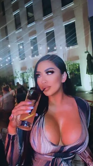 Queenbeeortega OnlyFans Leaked Free Thumbnail Picture - #ETJk1ThOHD