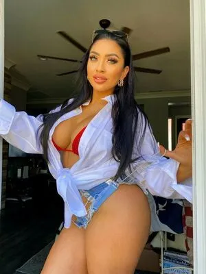 Queenbeeortega OnlyFans Leaked Free Thumbnail Picture - #lbpWIBV7zd