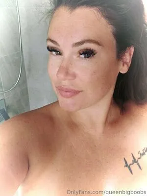 Queenbigboobs OnlyFans Leaked Free Thumbnail Picture - #BmCHkZ8r0L