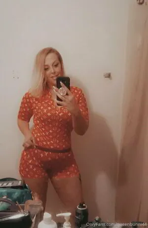 Queenbunni44 OnlyFans Leaked Free Thumbnail Picture - #OZ5SPU79W2