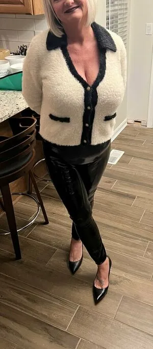 Queencityqos OnlyFans Leaked Free Thumbnail Picture - #llXdsugK8Q