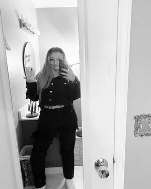 Queencourtnizzle OnlyFans Leaked Free Thumbnail Picture - #0mDLPe71ax