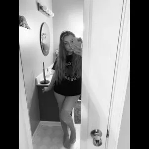 Queencourtnizzle OnlyFans Leaked Free Thumbnail Picture - #eeKejDRFTZ