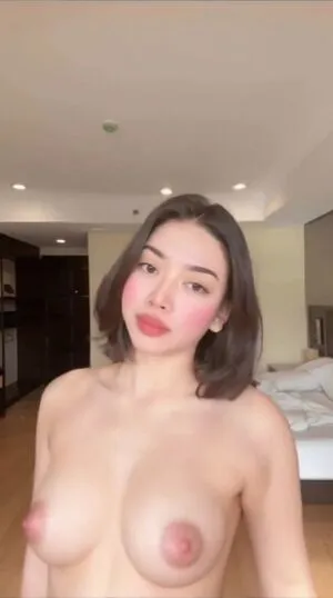 Queency Geollina OnlyFans Leaked Free Thumbnail Picture - #dcxQldyF2P