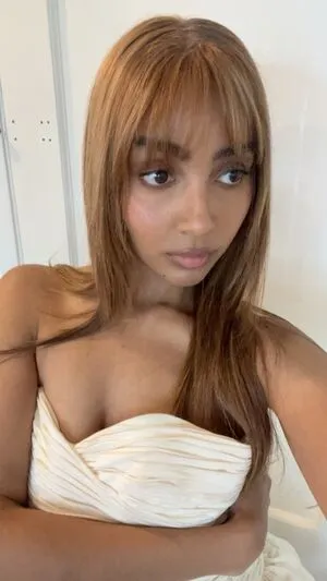 Queenellesandra OnlyFans Leaked Free Thumbnail Picture - #gusDeEELDf