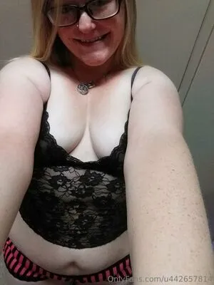 Queengreeneyes420 OnlyFans Leaked Free Thumbnail Picture - #OixcmBbCod