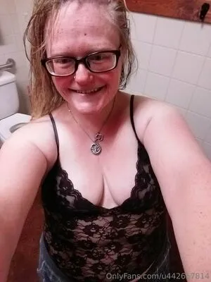 Queengreeneyes420 OnlyFans Leaked Free Thumbnail Picture - #XB2NkNcFi3