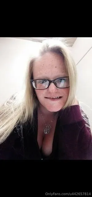 Queengreeneyes420 OnlyFans Leaked Free Thumbnail Picture - #i5VKfMtYCV