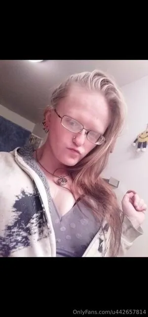Queengreeneyes420 OnlyFans Leaked Free Thumbnail Picture - #uTJMP6OiTF