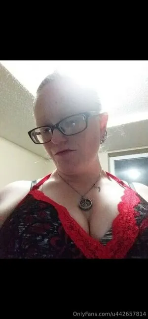 Queengreeneyes420 OnlyFans Leaked Free Thumbnail Picture - #zslgyhgPSC