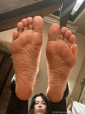 Queengsoles OnlyFans Leaked Free Thumbnail Picture - #5Wakx9nsfW