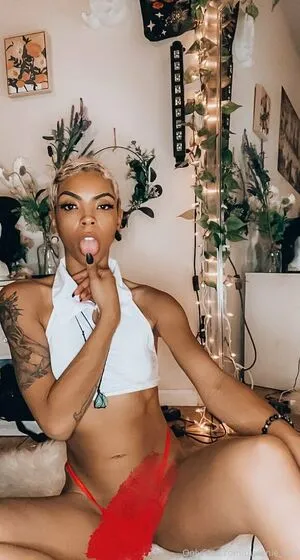 Queenie Free OnlyFans Leaked Free Thumbnail Picture - #YyYCcHx7Xo