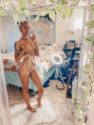 Queenie Free OnlyFans Leaked Free Thumbnail Picture - #pC1b5hdqNm