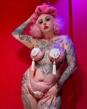 Queenie Von Curves OnlyFans Leaked Free Thumbnail Picture - #sVbX3ZaPoY