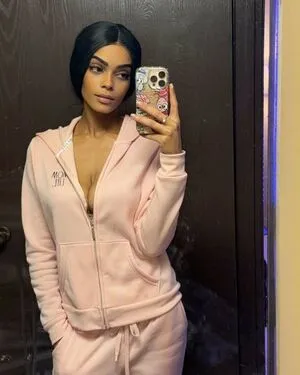 Queenjamie OnlyFans Leaked Free Thumbnail Picture - #Ip80UvqlmP