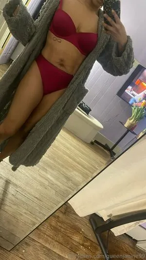Queenjanine99 OnlyFans Leaked Free Thumbnail Picture - #GYkQa099Lo