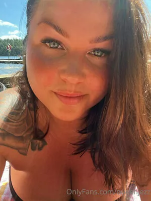 Queenjezz OnlyFans Leaked Free Thumbnail Picture - #Qah2Pn2v7R