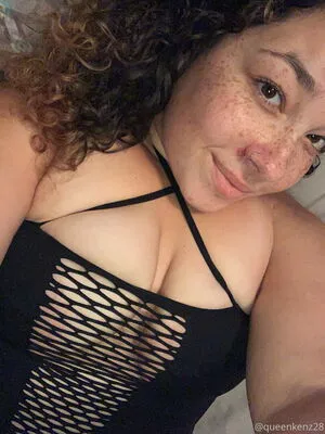Queenkenz28 OnlyFans Leaked Free Thumbnail Picture - #hzMzlYmDDS