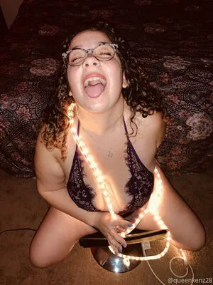 Queenkenz28 OnlyFans Leaked Free Thumbnail Picture - #xrVMW6Ffm6