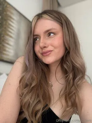 Queenlenii OnlyFans Leaked Free Thumbnail Picture - #3xyeKWymDS