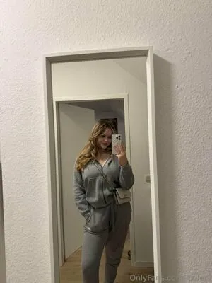 Queenlenii OnlyFans Leaked Free Thumbnail Picture - #g8qK1CcO7l