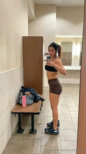 Queenles0 OnlyFans Leaked Free Thumbnail Picture - #064d3OwX7K