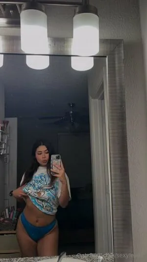 Queenles0 OnlyFans Leaked Free Thumbnail Picture - #8esopU1xOK