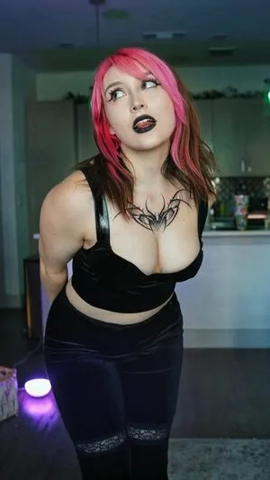 Queenmanda OnlyFans Leaked Free Thumbnail Picture - #K6ChECPvWw