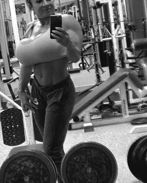 Queenmuscleboobs OnlyFans Leaked Free Thumbnail Picture - #3nMAfNunBq