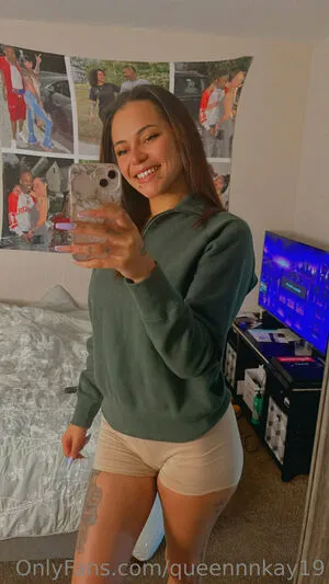 Queennnkay19 OnlyFans Leaked Free Thumbnail Picture - #3TkikhEulm