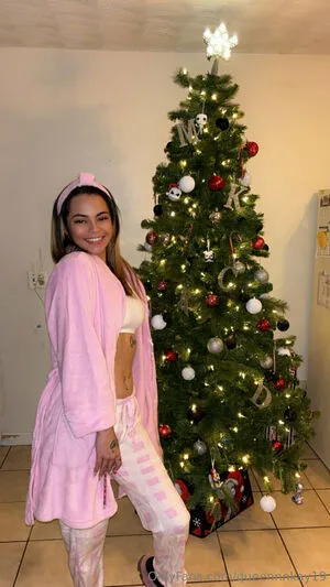 Queennnkay19 OnlyFans Leaked Free Thumbnail Picture - #8bq8BJcn8B