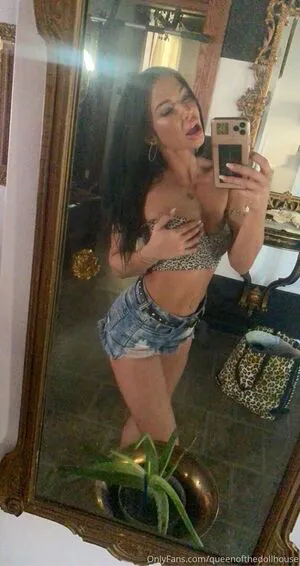 Queenofthedollhouse OnlyFans Leaked Free Thumbnail Picture - #Pe9O4Bdrpb
