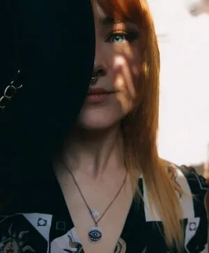 Queenofuntenrum OnlyFans Leaked Free Thumbnail Picture - #1lcbNY44Lk