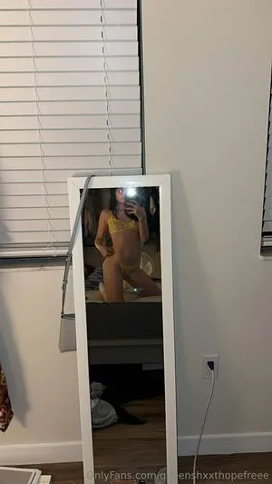 Queenshxxthopefreee OnlyFans Leaked Free Thumbnail Picture - #fOE1z48zDB